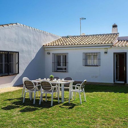 Charming Villa On The Seafront Марбелья Екстер'єр фото